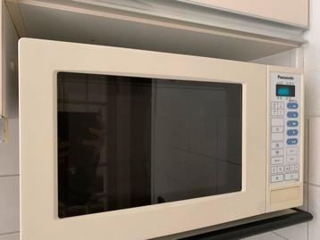 Magnetron - Snel en gemakkelijk koken! beschikbaar voor biedingen