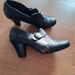 Clarks nette pumps maat 41/42 zwart leer helemaal in orde, Kleding | Dames, Schoenen, Ophalen of Verzenden, Zo goed als nieuw