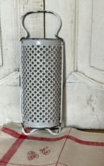 Emaille oude rasp wit met blauw randje, Antiek en Kunst, Verzenden