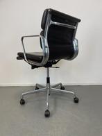4 Vitra Eames Ea 217 Bruin Leer chroom, Huis en Inrichting, Ophalen of Verzenden, Ergonomisch, Zo goed als nieuw
