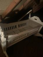 Vintage Poppenbedje - Schattig en Decoratief, Ophalen of Verzenden, Gebruikt, Ledikant