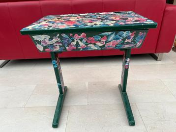Schrijftafel/Schooltafeltje - Decoratief beschikbaar voor biedingen