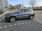 Volkswagen Tiguan 2.0 TSI 132KW/180PK 4M 7-DSG 2012 Grijs, Auto's, Volkswagen, Automaat, 4 cilinders, 1984 cc, 179 pk
