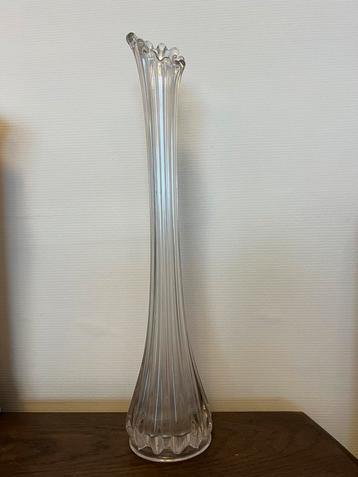 Mooie glazen Hoedenvaas 41cm hoog beschikbaar voor biedingen