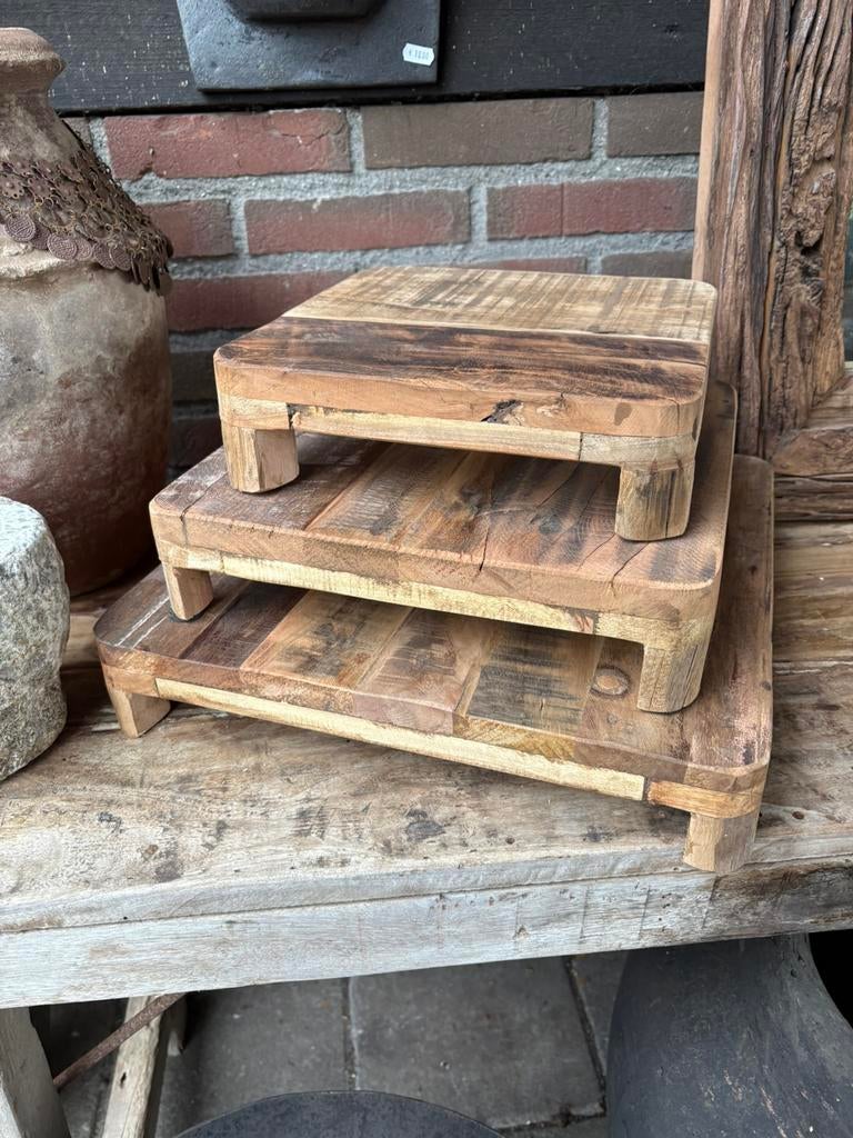 3 stoere nieuwe etagères, Nieuw, Ophalen of Verzenden, Nvt, Nvt