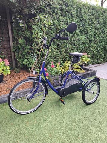Mooie driewieler / driewielfiets voor volwassenen beschikbaar voor biedingen