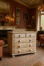 Oude Franse grenen ladenkast. Kamerkast halkast kinderkamer, Ophalen