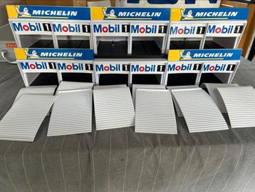 Carrera Digital/Evolution 132 pit boxen beschikbaar voor biedingen
