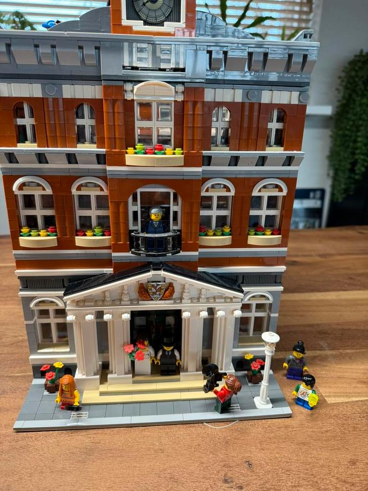 Lego 10224 Stadhuis met lichtset, Kinderen en Baby's, Speelgoed | Duplo en Lego, Zo goed als nieuw, Ophalen