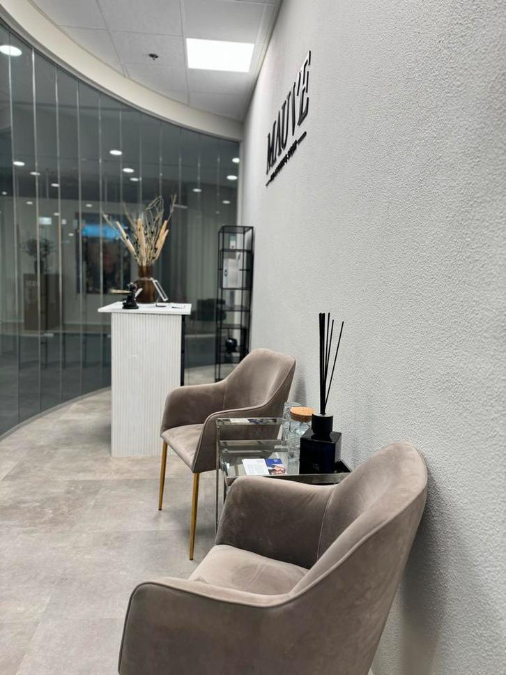 Pand / Beautysalon ter overname in Amsterdam, Zakelijke goederen, Kantoor en Winkelinrichting | Winkel en Inventaris, Ophalen