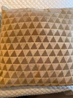 2 GOROUND KUSSENS, Huis en Inrichting, Ophalen of Verzenden, Zo goed als nieuw, Vierkant