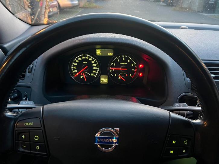 Volvo V50 1.8 2009 Grijs, Auto's, Volvo, Particulier, V50, Benzine, C, Stationwagon, Handgeschakeld, Origineel Nederlands, Zilver of Grijs