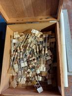 Doos vol weerstanden, Ophalen of Verzenden