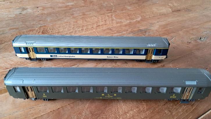 3 x Zwitserse rijtuigen BLS SBB Roco Lima, Hobby en Vrije tijd, Modeltreinen | H0, Zo goed als nieuw, Wagon, Gelijkstroom, Roco