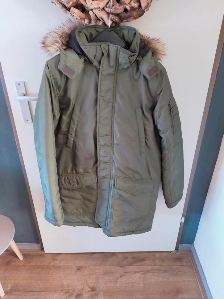 Nieuwe winterjas legergroen maat 170, Kinderen en Baby's, Kinderkleding | Maat 176, Nieuw, Jongen, Jas, Ophalen of Verzenden