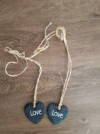Valentijnshartjes Love, Liefde, set van 2, Overige materialen, Overige voorstellingen, Ophalen of Verzenden, Zo goed als nieuw