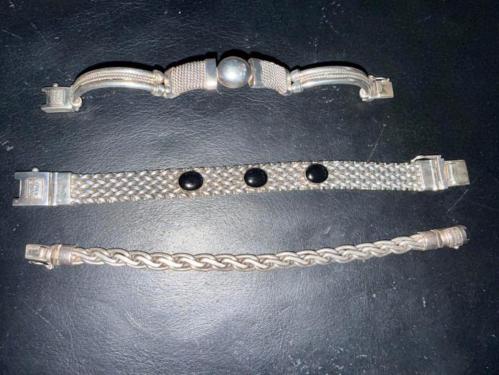 2 free spirit en 1 buddha to buddha armband, Sieraden, Tassen en Uiterlijk, Armbanden, Zo goed als nieuw, Zilver, Ophalen of Verzenden