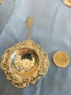 Zilveren theezeefje uit 1948, Antiek en Kunst, Antiek | Goud en Zilver, Ophalen of Verzenden, Zilver