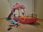 Barbie Yacht met Barbie en accessoires, Ophalen of Verzenden, Gebruikt, Complete set