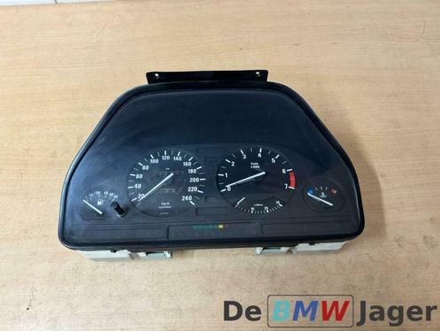 Instrumentenpaneel BMW 5-serie E34 9220300798, Auto-onderdelen, Dashboard en Schakelaars, BMW, Gebruikt, Ophalen of Verzenden