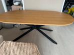 Mooie houten ovale eettafel, Huis en Inrichting, Tafels | Eettafels, Ophalen, 100 tot 150 cm, Eikenhout, Zo goed als nieuw