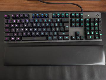 Logitech G513 Carbon (tactile switches) beschikbaar voor biedingen