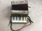 Oude Accordeon, Muziek en Instrumenten, Ophalen of Verzenden, Gebruikt, Overige merken