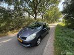 Renault Clio 1.6-16V Dynamique Apk 28-04-2026, Auto's, Renault, 535 kg, 4 cilinders, 1165 kg, Blauw