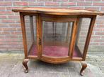 Thee kastje eiken hout, Ophalen