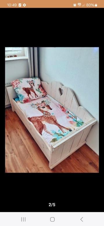 houten kinder bed met 1 lade beschikbaar voor biedingen