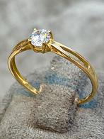 14k Gouden dames Ring, Nieuw, Ophalen of Verzenden, 17 tot 18, Met edelsteen