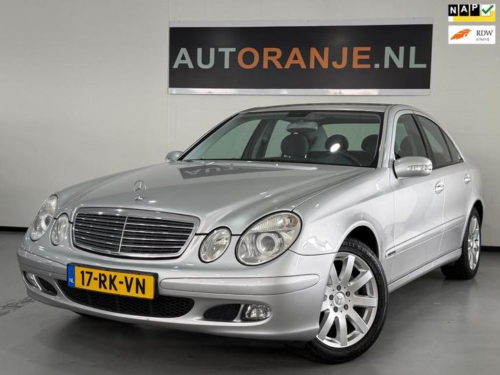 Mercedes-Benz E-klasse 200 K. Classic-Automaat-Clima-Cruise-, Auto's, Mercedes-Benz, Bedrijf, Te koop, E-Klasse, ABS, Airbags