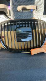 Seat ibiza 2003 gril, Auto-onderdelen, Carrosserie en Plaatwerk, Ophalen, Gebruikt, Voor, Seat
