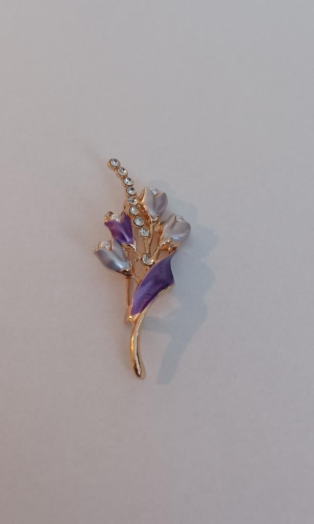 Tulpen broche, Sieraden, Tassen en Uiterlijk, Broches, Nieuw, Overige materialen, Overige kleuren, 4 tot 7 cm, Met strass, Ophalen of Verzenden