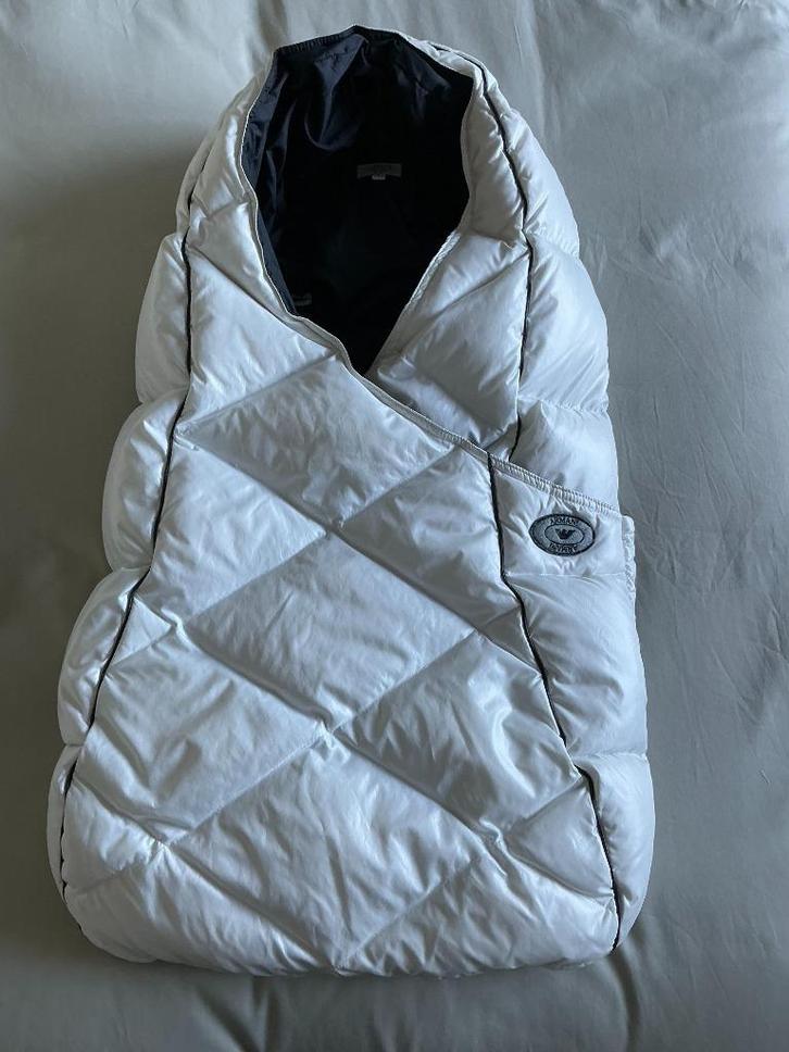 Luxe Witte Voetenzak Empori Armani Baby, Kinderen en Baby's, Overige Kinderen en Baby's, Zo goed als nieuw, Ophalen of Verzenden