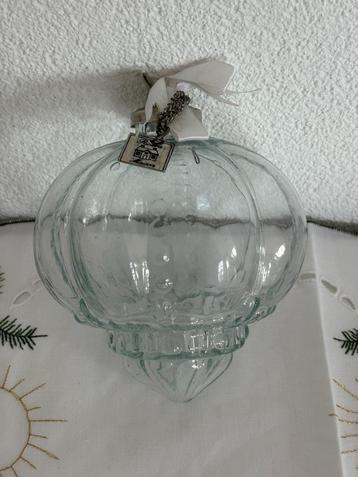 Riviera Maison glazen hanger met metalen dop en wit lint beschikbaar voor biedingen