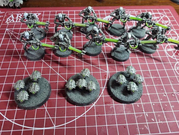 Necron Warriors (4), Hobby en Vrije tijd, Wargaming, Warhammer, Figuurtje(s), Ophalen of Verzenden