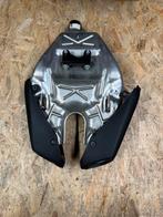 Aprilia Dorsoduro 900 Uitlaat demper origineel, Ophalen