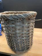 Vintage rieten mand – stevig en decoratief, Ophalen, Gebruikt, Mand, Rond