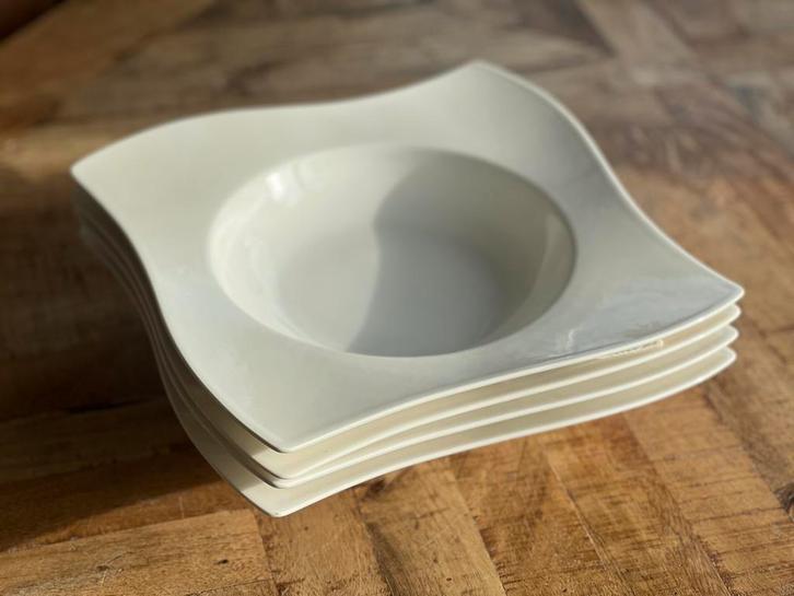 Villeroy & Boch - New Wave - pastaborden, Huis en Inrichting, Keuken | Servies, Zo goed als nieuw, Kop(pen) en/of Schotel(s), Overige stijlen