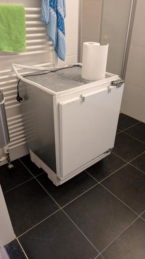 IKEA HUTTRA Koelvriescombinatie, Witgoed en Apparatuur, Overige Witgoed en Apparatuur, Zo goed als nieuw, Ophalen