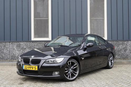 Hele mooie BMW 3-Serie 2.0 I 320 Coupe 2011 Zwart, Auto's, BMW, Particulier, 3-Serie, Benzine, B, Coupé, Handgeschakeld, Origineel Nederlands