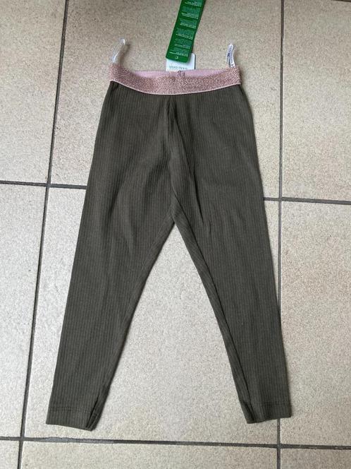 Nieuw groen broekje ( legging ) Maat 92, Kinderen en Baby's, Kinderkleding | Maat 92, Nieuw, Meisje, Broek, Ophalen of Verzenden