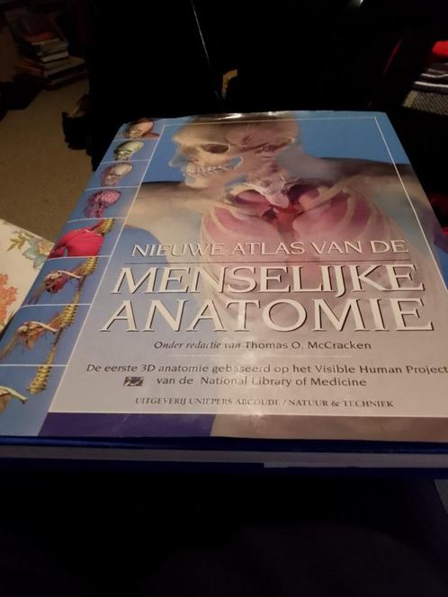 Nieuwe atlas van de menselijke anatomie, Boeken, Studieboeken en Cursussen, Zo goed als nieuw, Beta, Ophalen of Verzenden