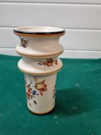 vaas fleur handwerk gouda holland met bloemen, Huis en Inrichting, Woonaccessoires | Vazen, Ophalen of Verzenden, 'T Olde Gre-j