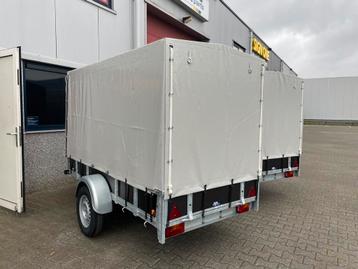 Nieuwe aanhangwagen met huif huifaanhanger met huif beschikbaar voor biedingen