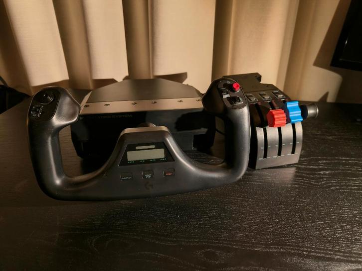 Logitech Saitek Flight Yoke, Computers en Software, Joysticks, Zo goed als nieuw, Ophalen