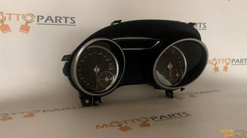 Mercedes-Benz Tellerklok Cockpit A1179009301 - A1179010101 beschikbaar voor biedingen