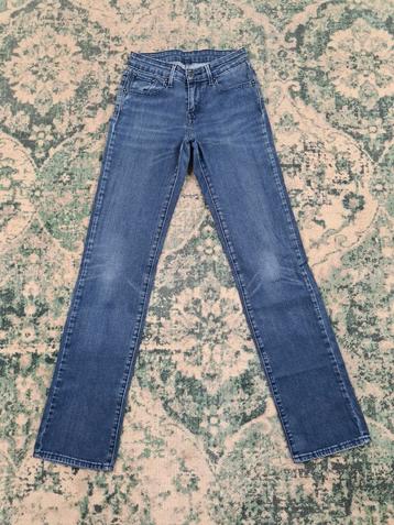 Levi’s denim straight fit W25 L32 WMN Tulsi2532

 beschikbaar voor biedingen