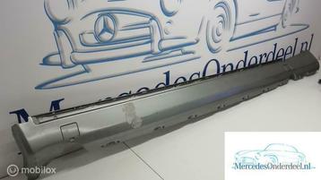 w124 Sideskirt Links en rechts NOS en gebruikt beschikbaar voor biedingen